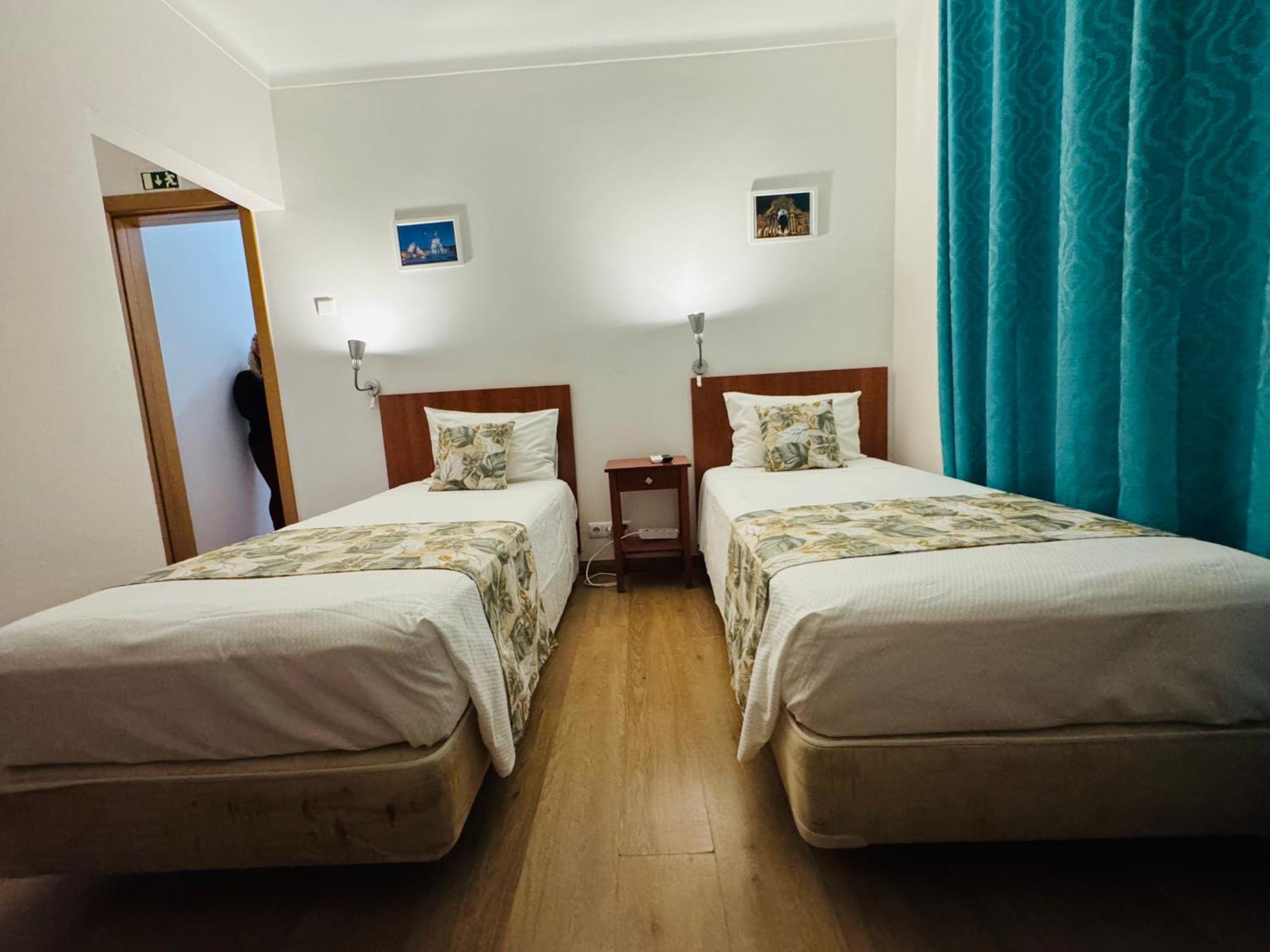 Twin Room Bathroom